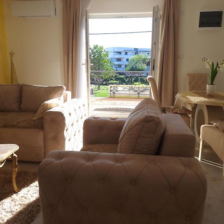 Dina Lux Apartman 야고디나 외부 사진