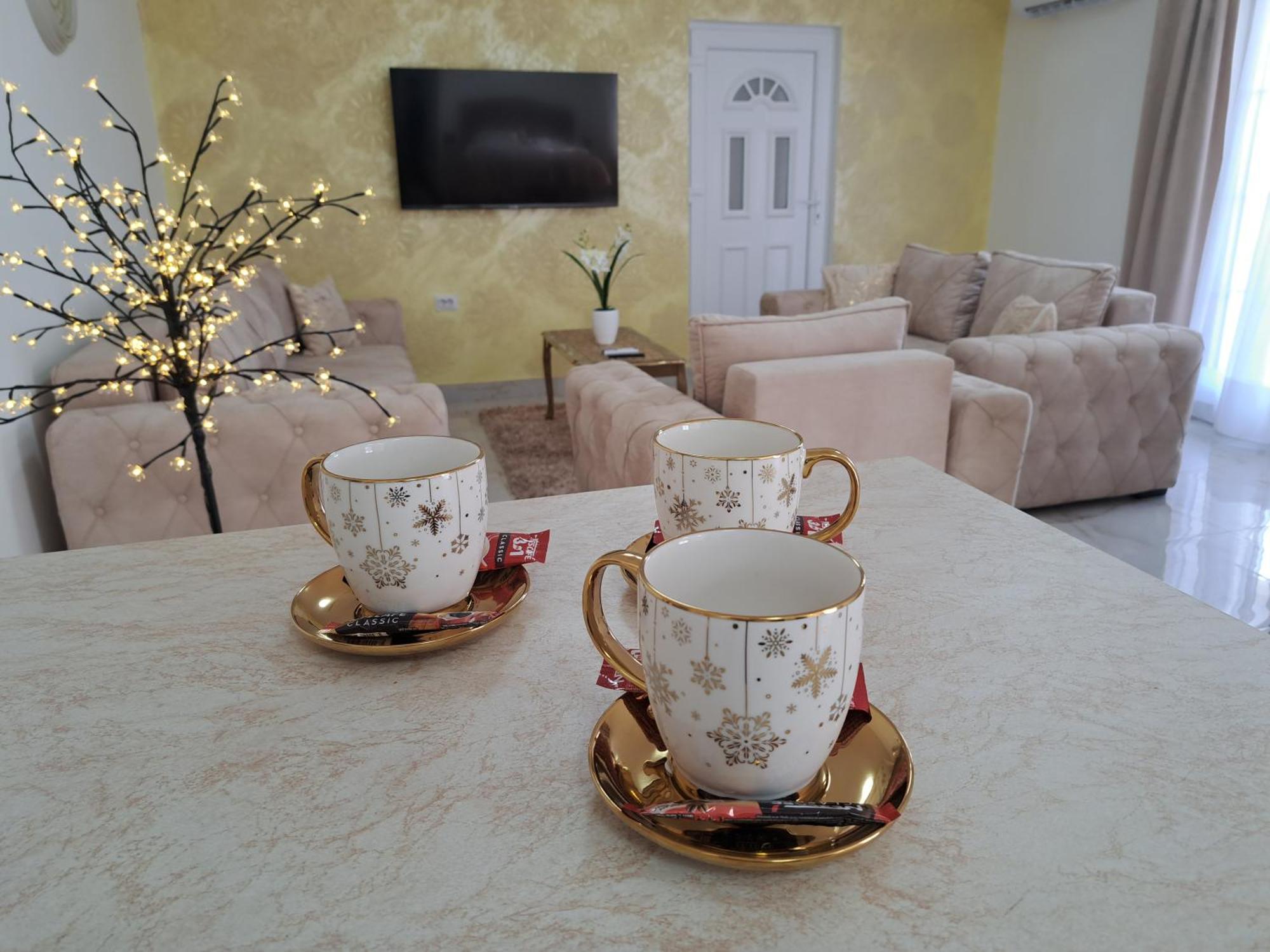 Dina Lux Apartman 야고디나 외부 사진